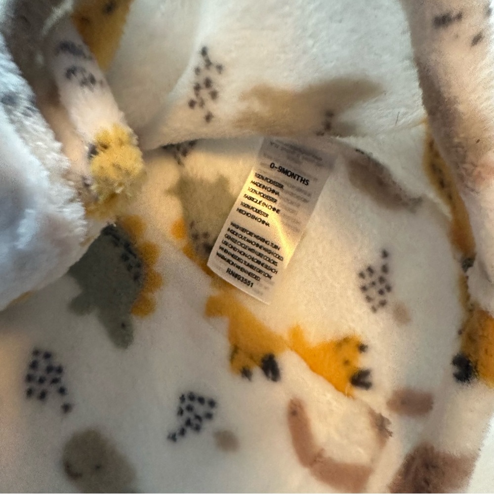 NWT Baby Essentials Dinosaur Plush Robe Set - Picture 4 of 7